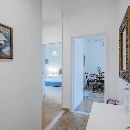Casa Lella Con Giardino E Parcheggio Privato Finale Ligure