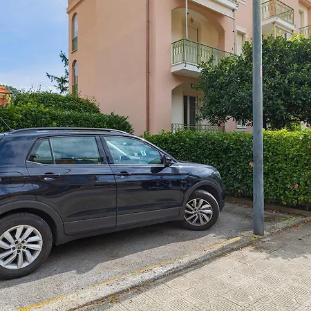 Casa Lella Con Giardino E Parcheggio Privato Apartmán Finale Ligure