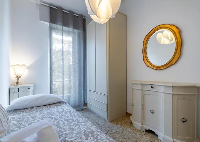 Casa Lella Con Giardino E Parcheggio Privato