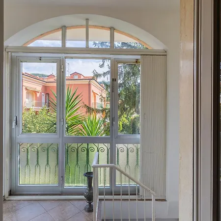 Appartamento Casa Lella Con Giardino E Parcheggio Privato *