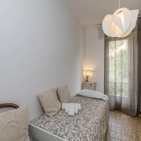 Lägenhet Casa Lella Con Giardino E Parcheggio Privato