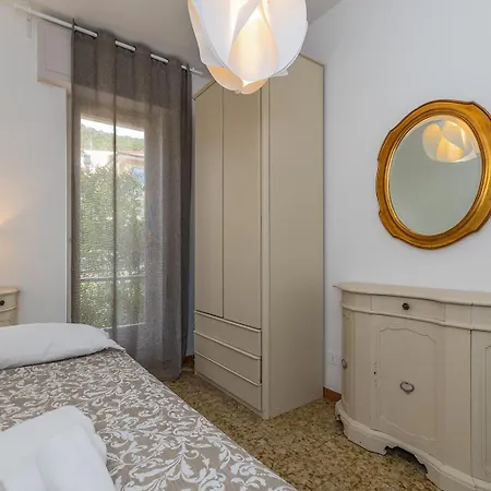 Lägenhet Casa Lella Con Giardino E Parcheggio Privato *