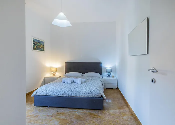 Casa Lella Con Giardino E Parcheggio Privato *