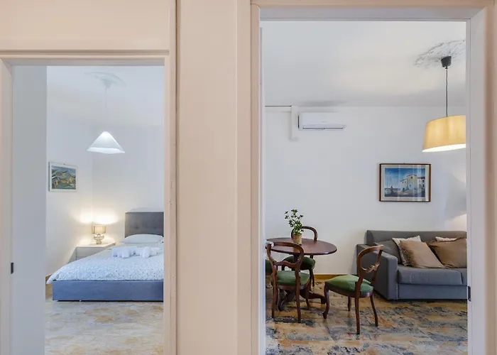 Casa Lella Con Giardino E Parcheggio Privato * Finale Ligure